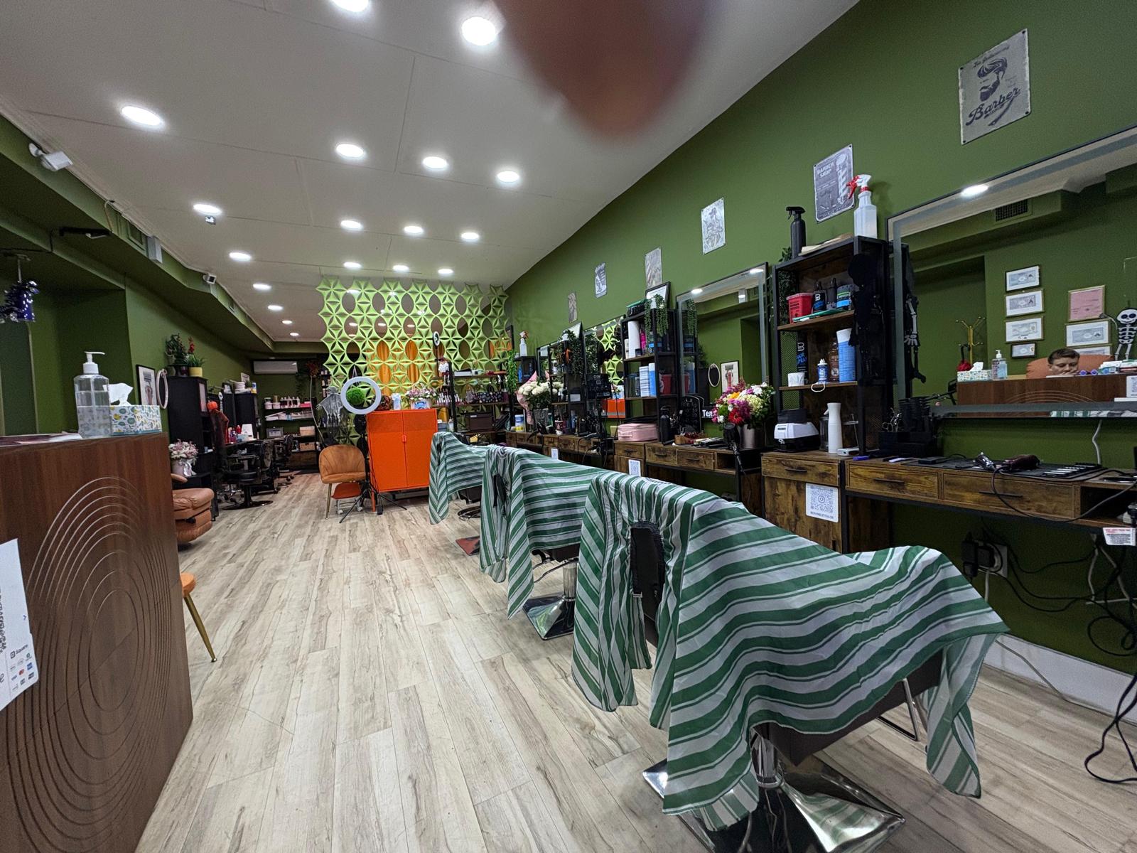 Ervin's Beauty and Barbershop: Brooklyn's Hub for Style